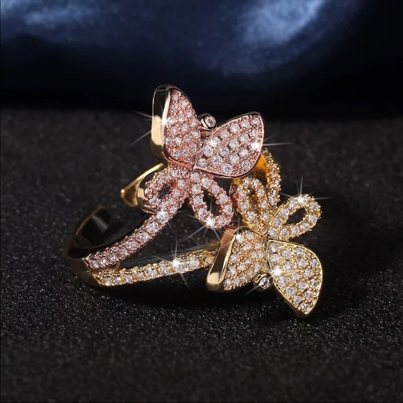 ๐HP๐Ring ๐ Rose Gold Two-Toned Butterfly - Picture 2 of 8